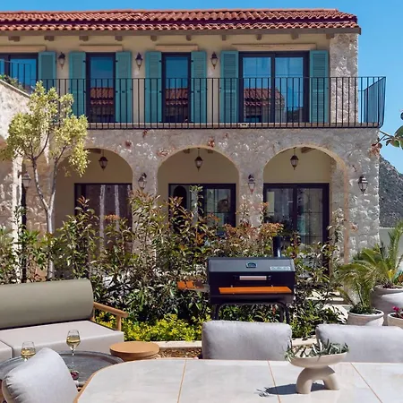 Calliope, Epic Elegance Retreat Villa