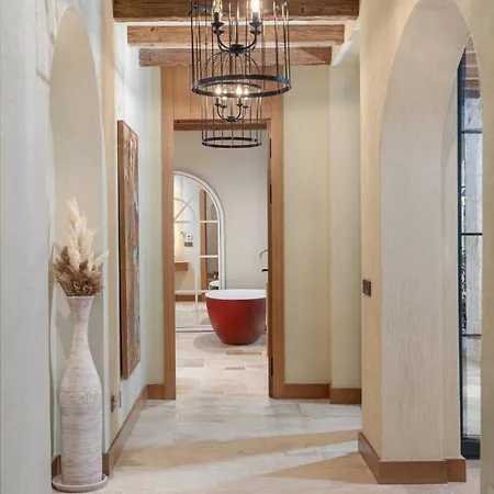 Vila Calliope, Epic Elegance Retreat *