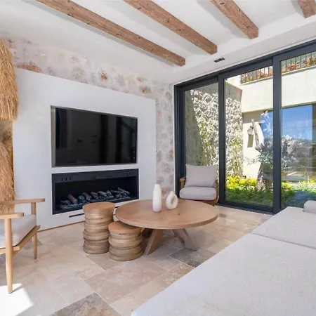 Calliope, Epic Elegance Retreat فيلة