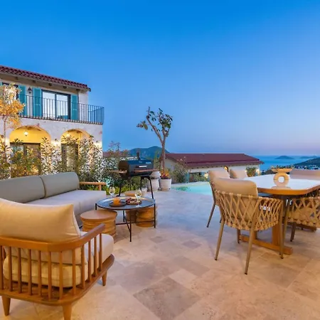 Calliope, Epic Elegance Retreat *