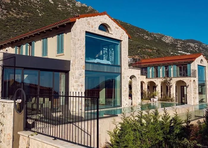 Villa Calliope, Epic Elegance Retreat